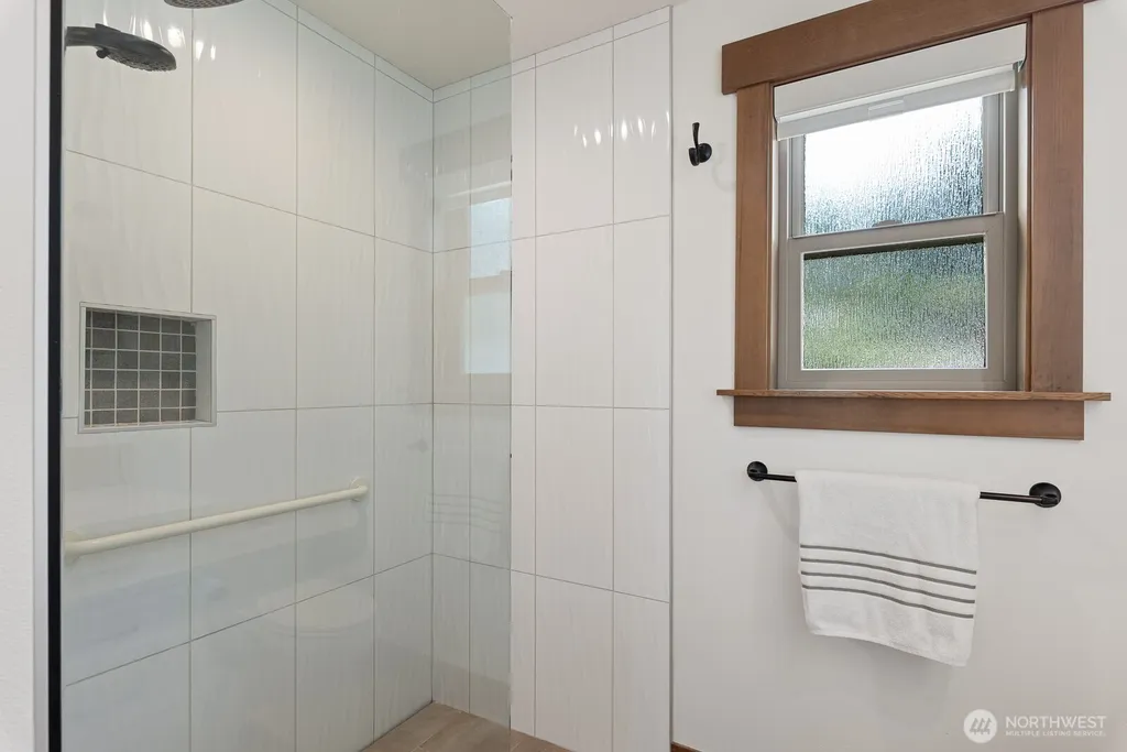 612 Maple Heights Road Camano Island WA 98282