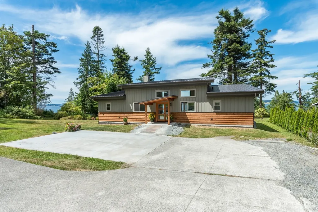 612 Maple Heights Road Camano Island WA 98282