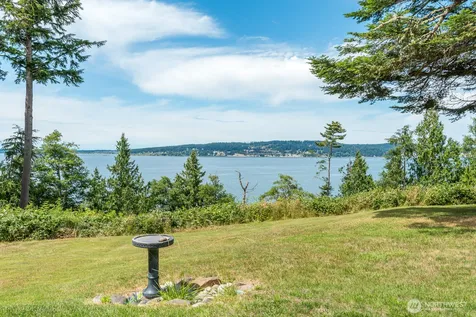 612 Maple Heights Road Camano Island WA 98282