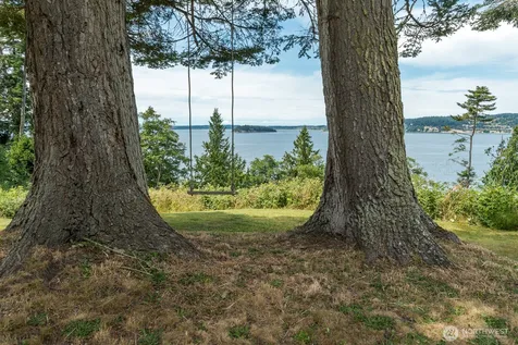 612 Maple Heights Road Camano Island WA 98282