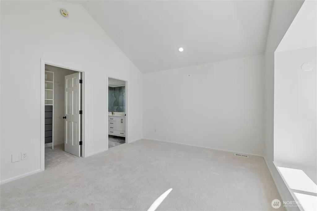 11870 SE 5th Street Bellevue WA 98005