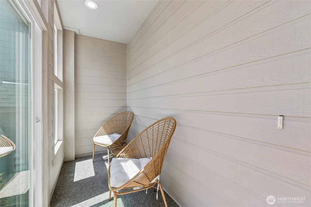 11870 SE 5th Street Bellevue WA 98005