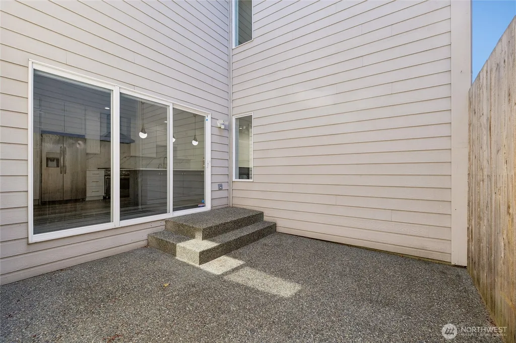 11870 SE 5th Street Bellevue WA 98005