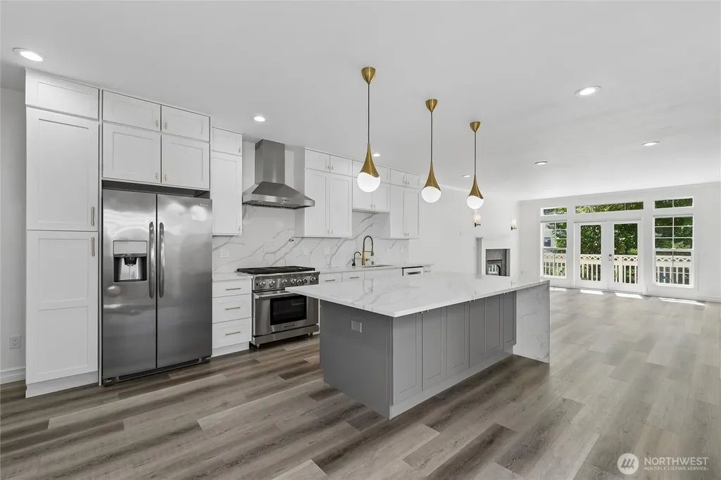 11870 SE 5th Street Bellevue WA 98005