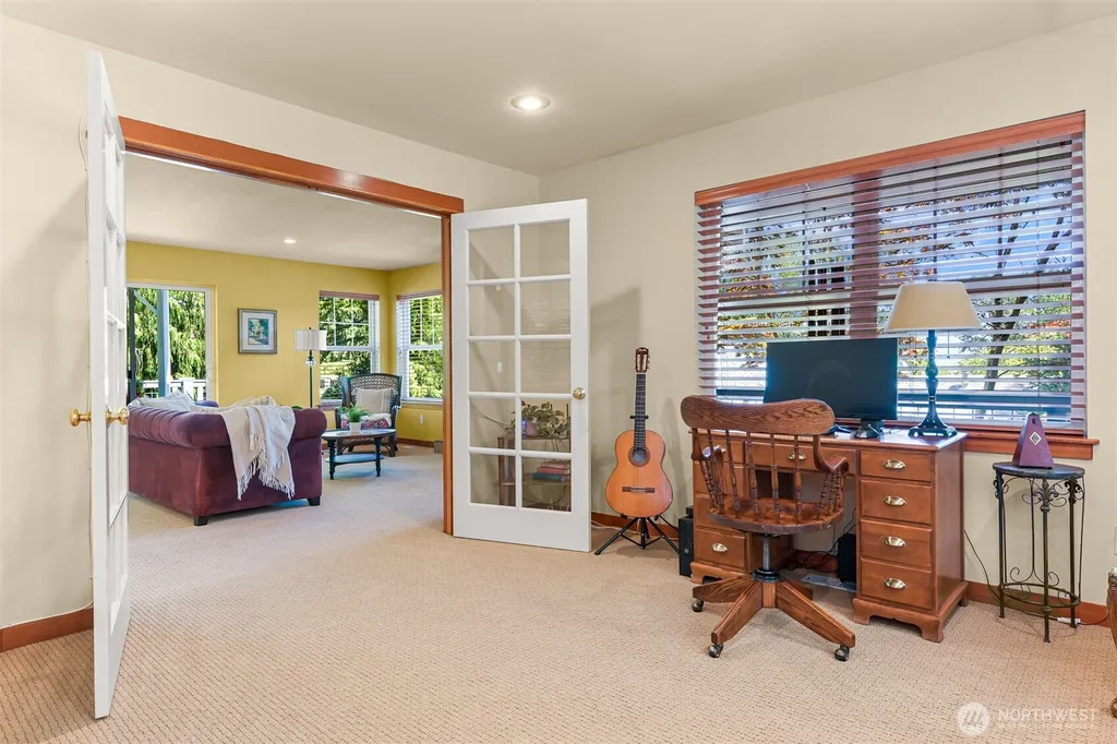 4821 Lookout Avenue Bellingham WA 98229