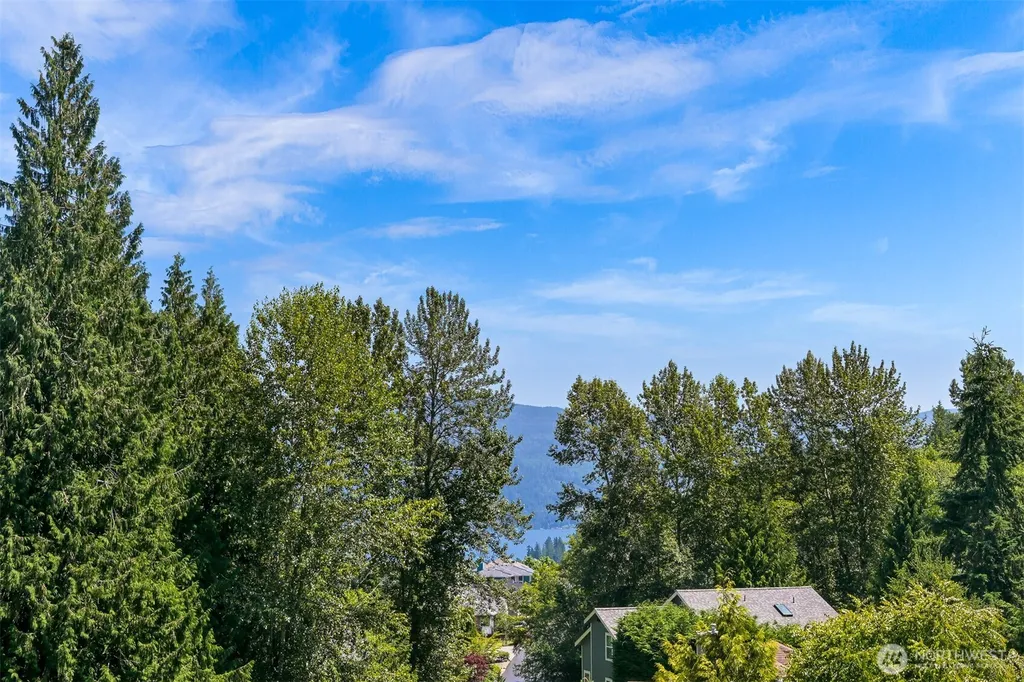 4821 Lookout Avenue Bellingham WA 98229