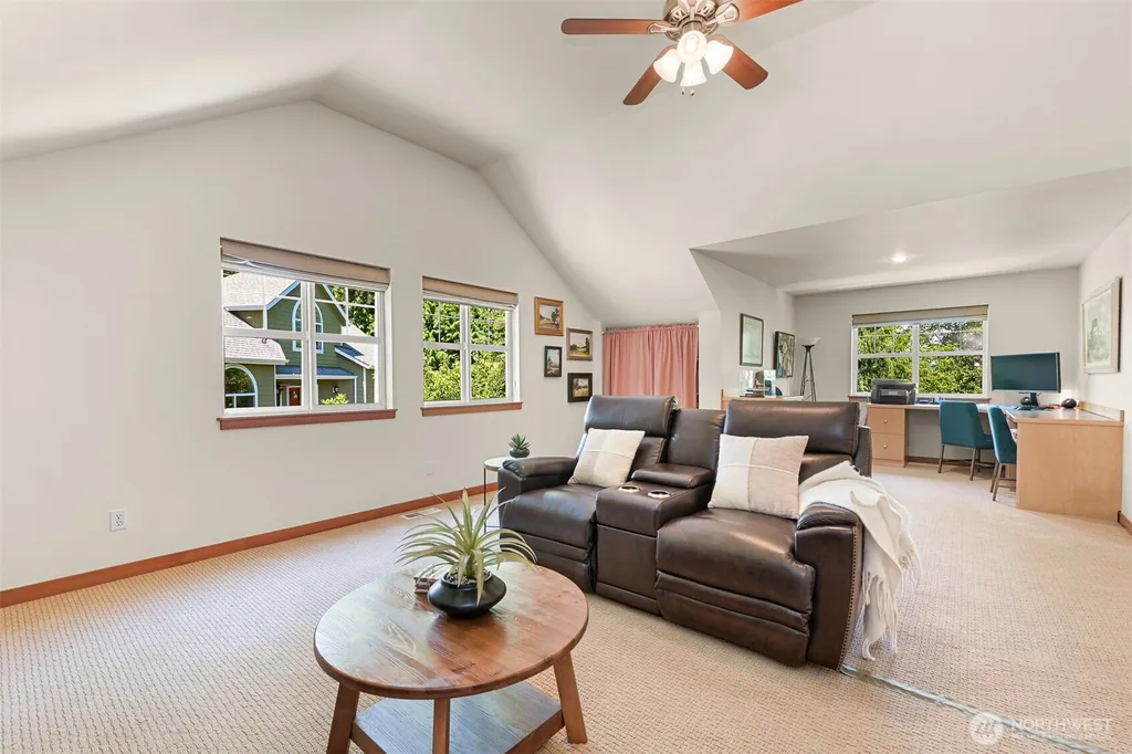 4821 Lookout Avenue Bellingham WA 98229