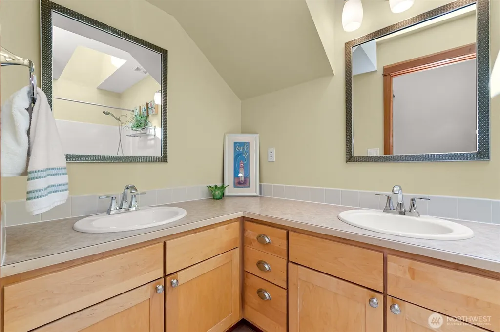 4821 Lookout Avenue Bellingham WA 98229