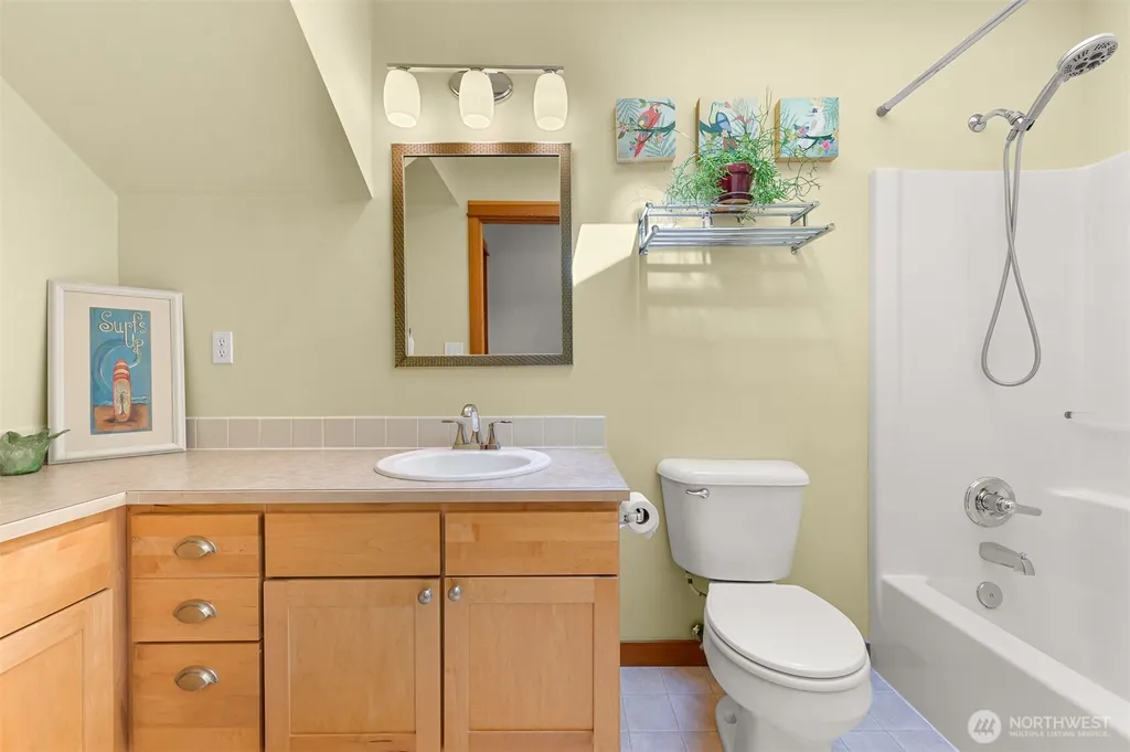 4821 Lookout Avenue Bellingham WA 98229