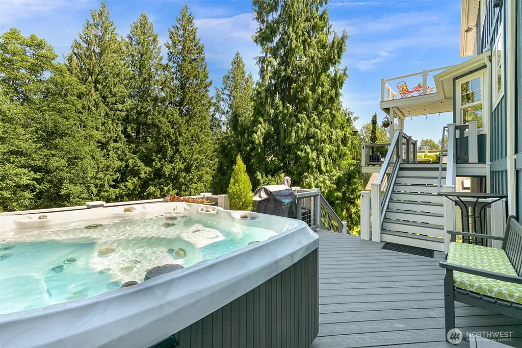 4821 Lookout Avenue Bellingham WA 98229