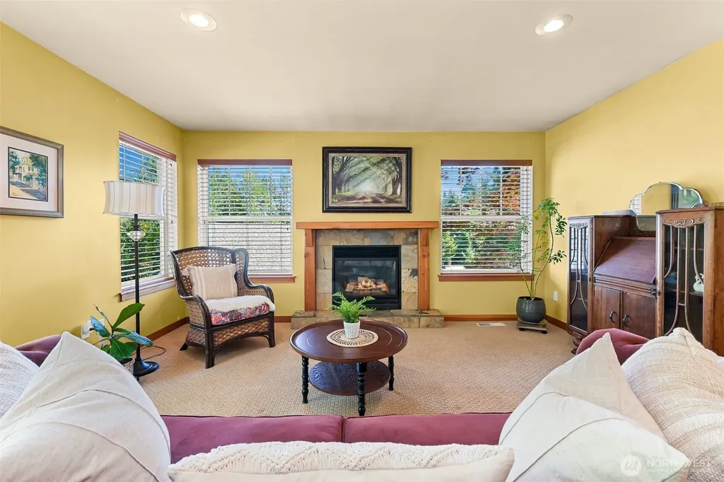 4821 Lookout Avenue Bellingham WA 98229