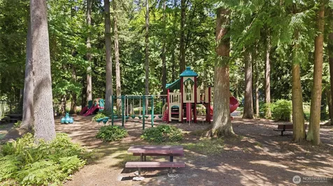 22716 NE 25th Way Sammamish WA 98074