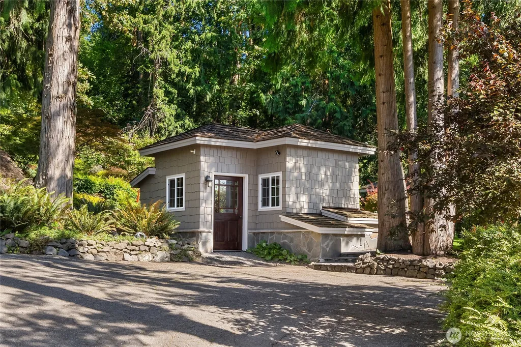 5858 Crystal Springs Drive NE Bainbridge Island WA 98110