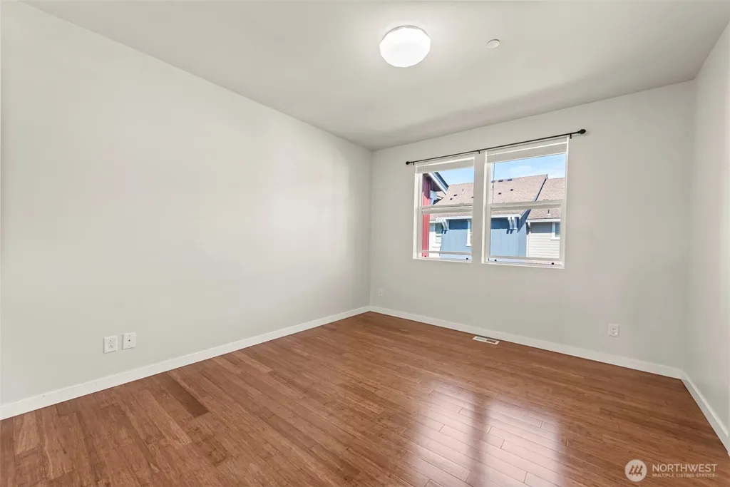 1119 NE Hickory Lane Issaquah WA 98029