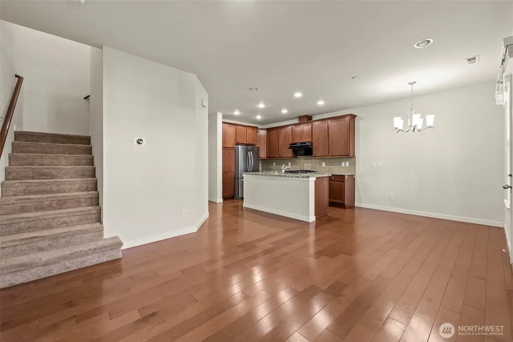 1119 NE Hickory Lane Issaquah WA 98029