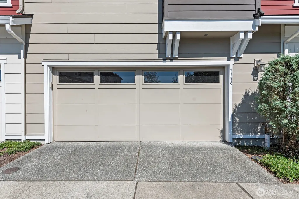 1119 NE Hickory Lane Issaquah WA 98029