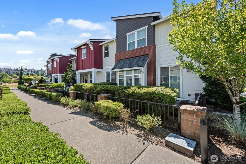 1119 NE Hickory Lane Issaquah WA 98029
