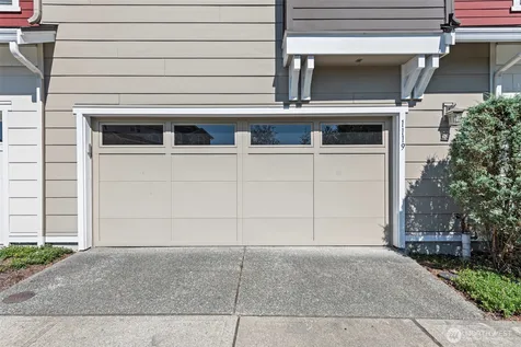1119 NE Hickory Lane Issaquah WA 98029