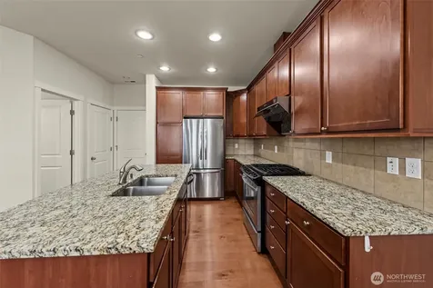 1119 NE Hickory Lane Issaquah WA 98029