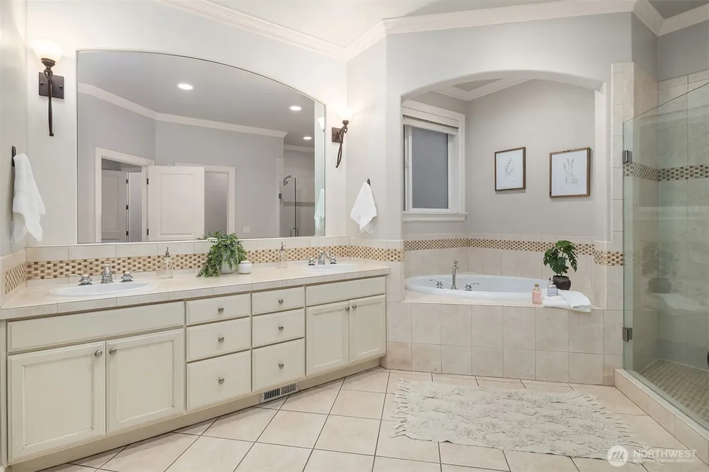 254 259th Place NE Sammamish WA 98074