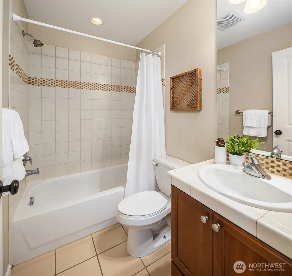 254 259th Place NE Sammamish WA 98074