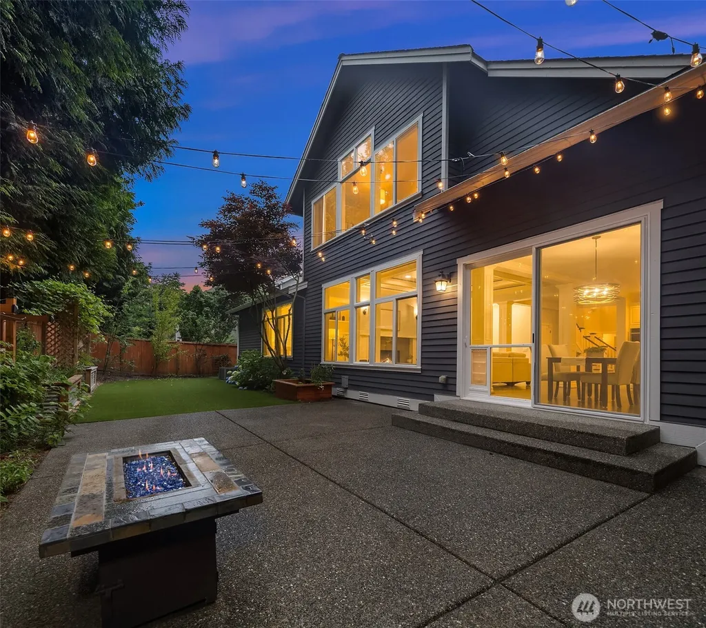 254 259th Place NE Sammamish WA 98074