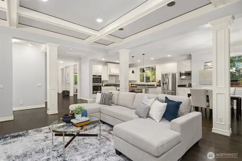 254 259th Place NE Sammamish WA 98074