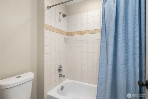 254 259th Place NE Sammamish WA 98074