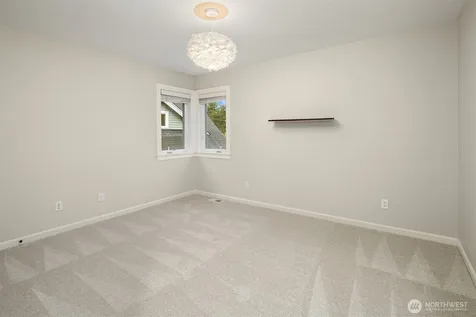254 259th Place NE Sammamish WA 98074
