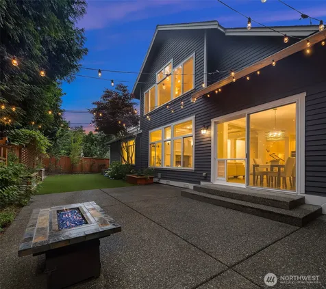 254 259th Place NE Sammamish WA 98074