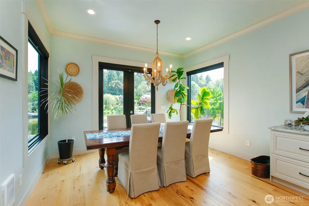 17402 83rd Court NE Kenmore WA 98028