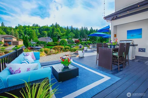 17402 83rd Court NE Kenmore WA 98028