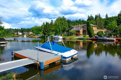 17402 83rd Court NE Kenmore WA 98028