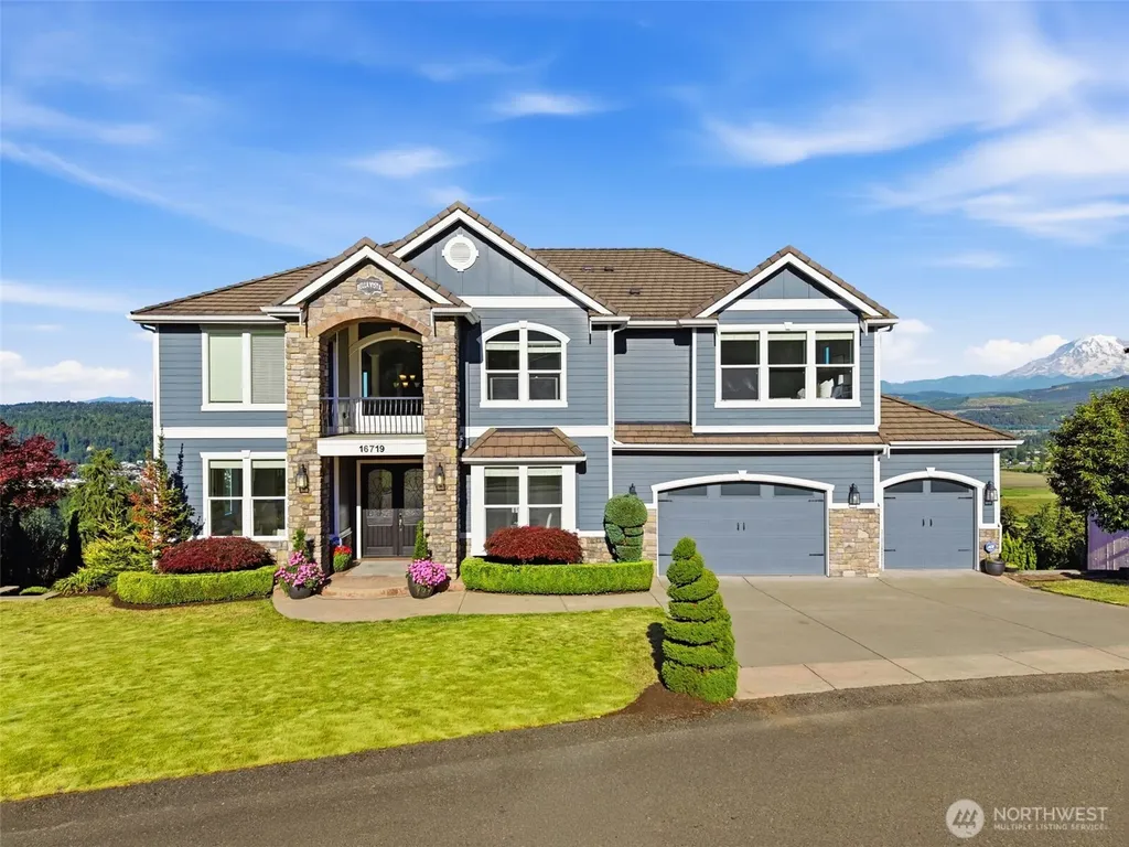 16719 140th Avenue E Puyallup WA 98374