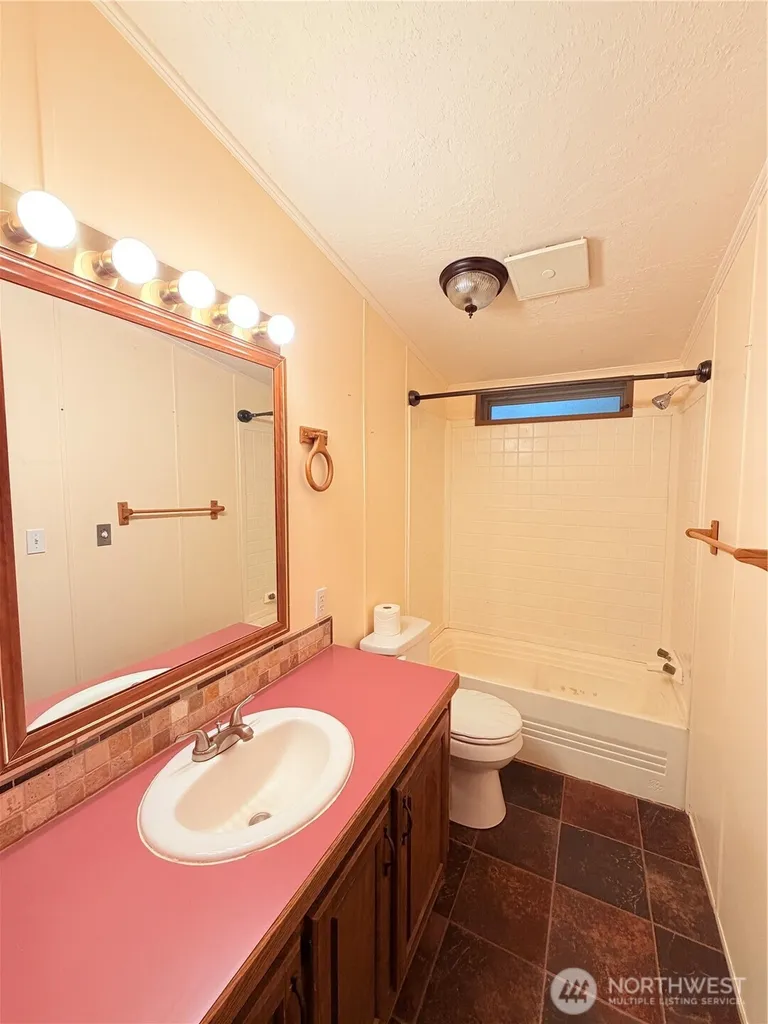778 Elma Mccleary Road Mccleary WA 98557