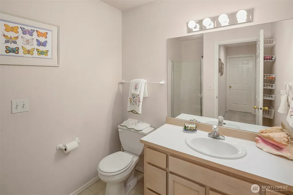 8221 W 53rd Avenue W Mukilteo WA 98275
