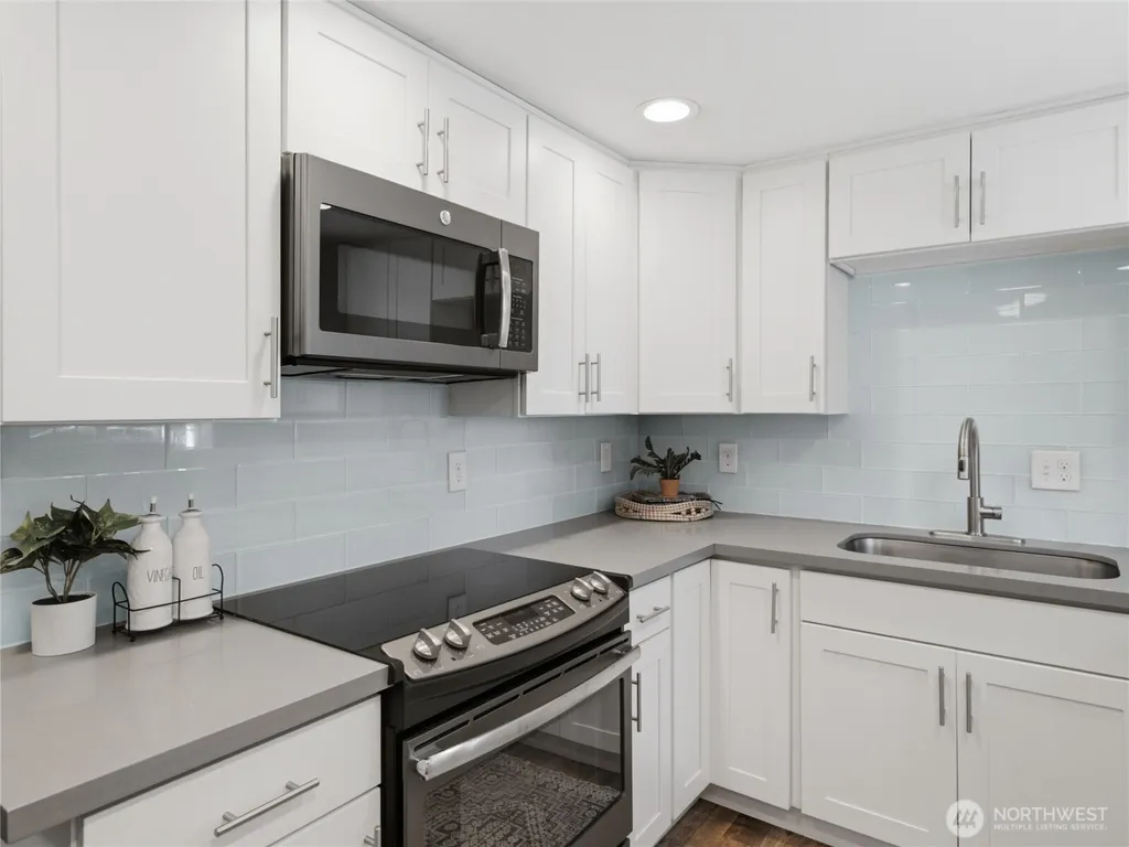 5102 N Mance Tacoma WA 98407