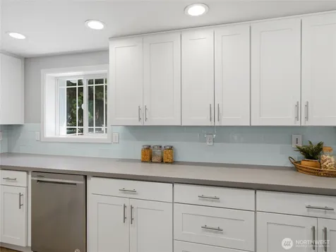 5102 N Mance Tacoma WA 98407
