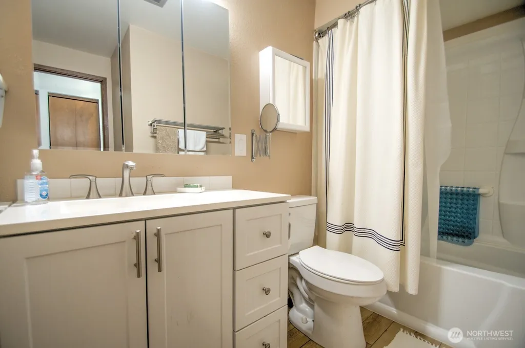 4703 Fairview Road SW Olympia WA 98512