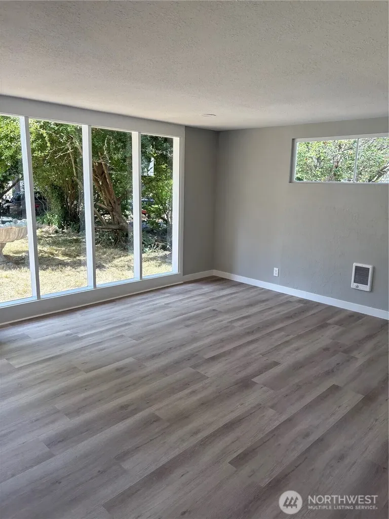 1040 W Shady Lane Oak Harbor WA 98277