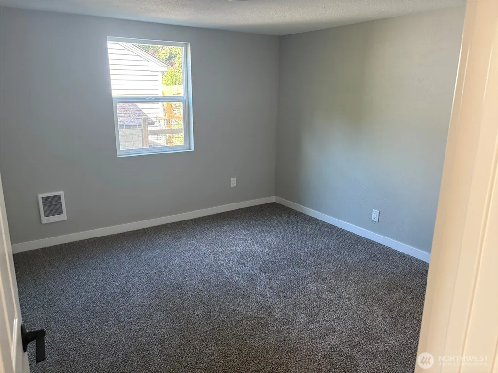 1040 W Shady Lane Oak Harbor WA 98277
