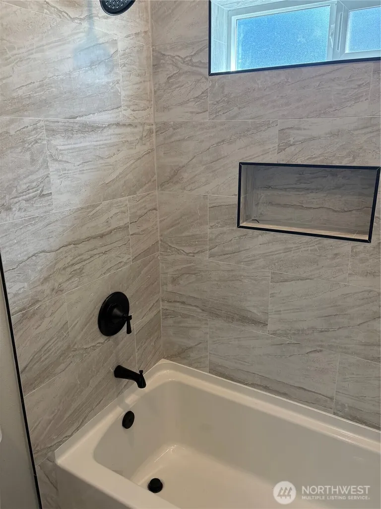 1040 W Shady Lane Oak Harbor WA 98277