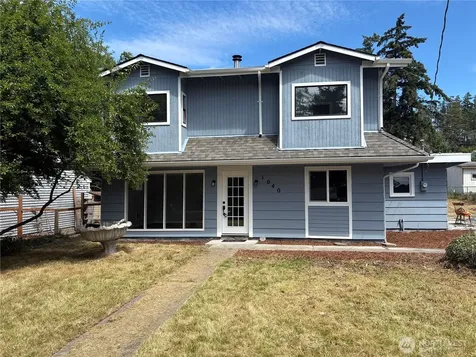 1040 W Shady Lane Oak Harbor WA 98277