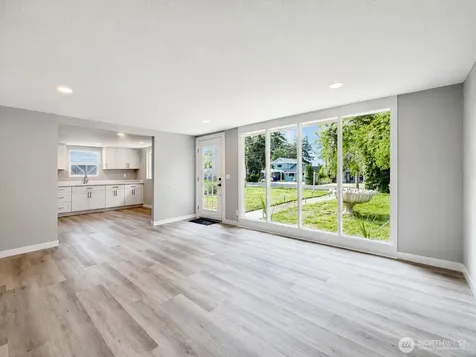 1040 W Shady Lane Oak Harbor WA 98277