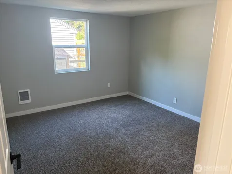 1040 W Shady Lane Oak Harbor WA 98277