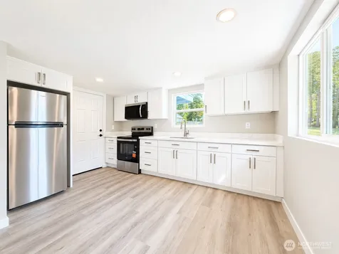 1040 W Shady Lane Oak Harbor WA 98277