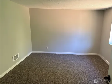 1040 W Shady Lane Oak Harbor WA 98277