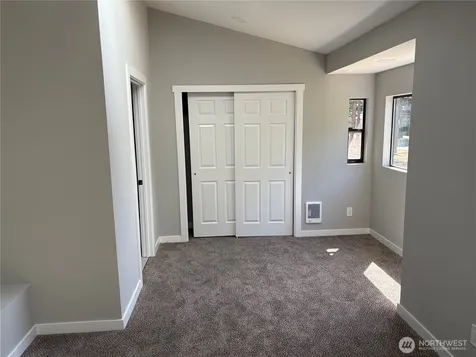 1040 W Shady Lane Oak Harbor WA 98277