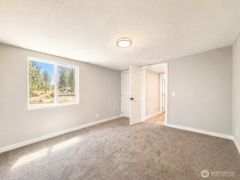 1040 W Shady Lane Oak Harbor WA 98277
