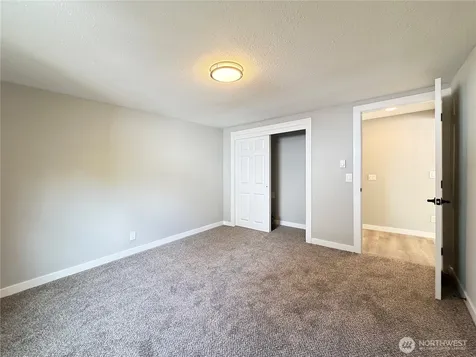 1040 W Shady Lane Oak Harbor WA 98277